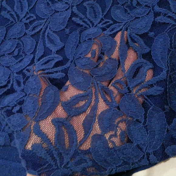 Express | blue sequin/lace tank size M - Picture 3 of 5